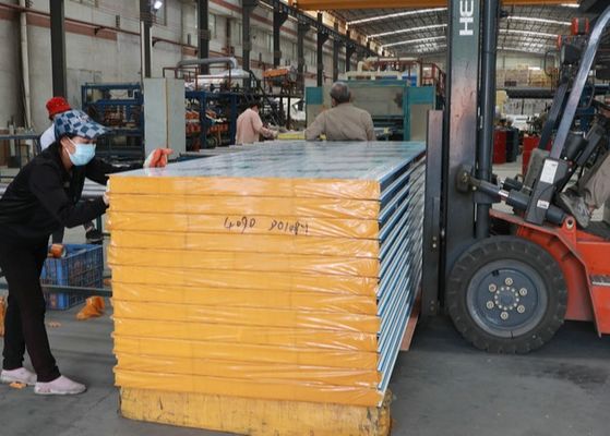 Building Materials 125mm Heat Insulated Glass Wool Sandwich Panel