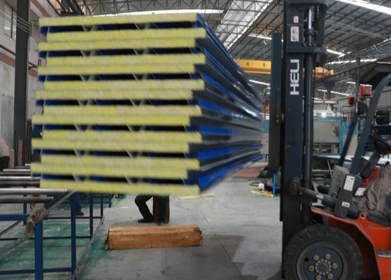 Prefab House 100mm Fireproof Glass Wool Sandwich Panel