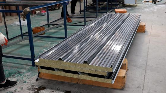 PPGI Steel Rock Wool Sandwich Panel For Roofing Iron Grey Color