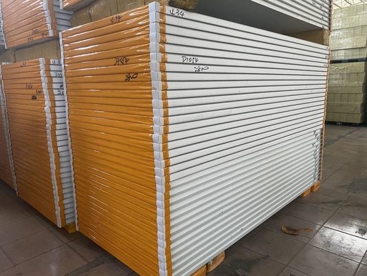 High Quality Best Price Easy To Installation EPS Sandwich Panel For Prefab House
