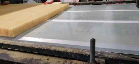 Warehouse Use Fireproof Glass Wool Sandwich Panel High Density Glass Wool Sandwich Panel For Workshop