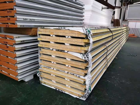 Warehouse Use Fireproof Glass Wool Sandwich Panel High Density Glass Wool Sandwich Panel For Workshop