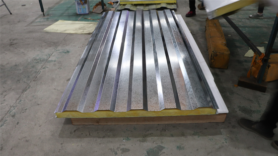 Galvanized Steel Sheet Glass Wool Sandwich Panel Light Weight Wall Panel For Clean Room