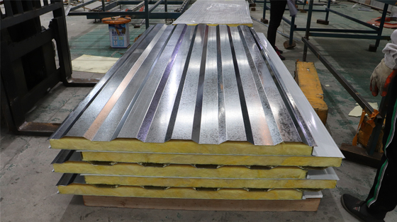 Galvanized Steel Sheet Glass Wool Sandwich Panel Light Weight Wall Panel For Clean Room