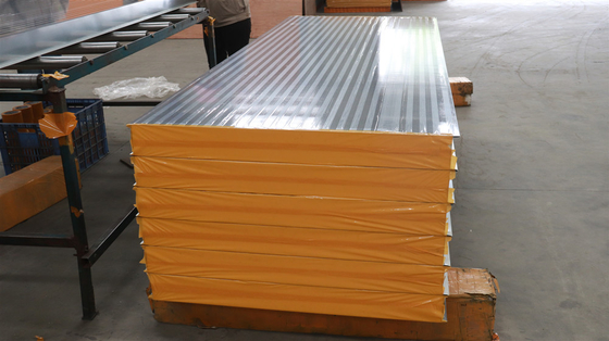 Factory Direct Sale Metal Surface Pu Sandwich Panel Insulation Panel Cold Room Panel