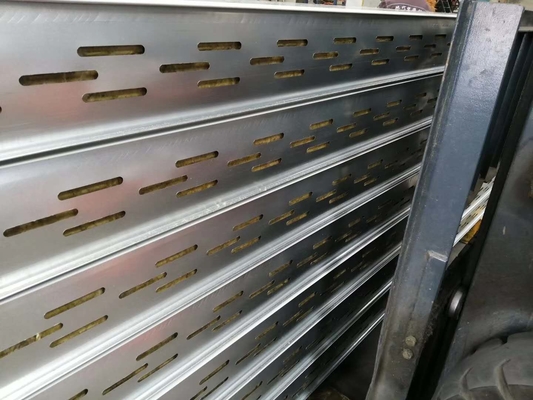 High Density Rock Wool Sandwich Oven Panel With Zinc Steel Sheet Fireproof Oven Panel