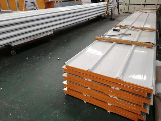 Insulated EPS Sandwich Roof Panel Waterproof EPS Sandwich Roof Panel For Workshop